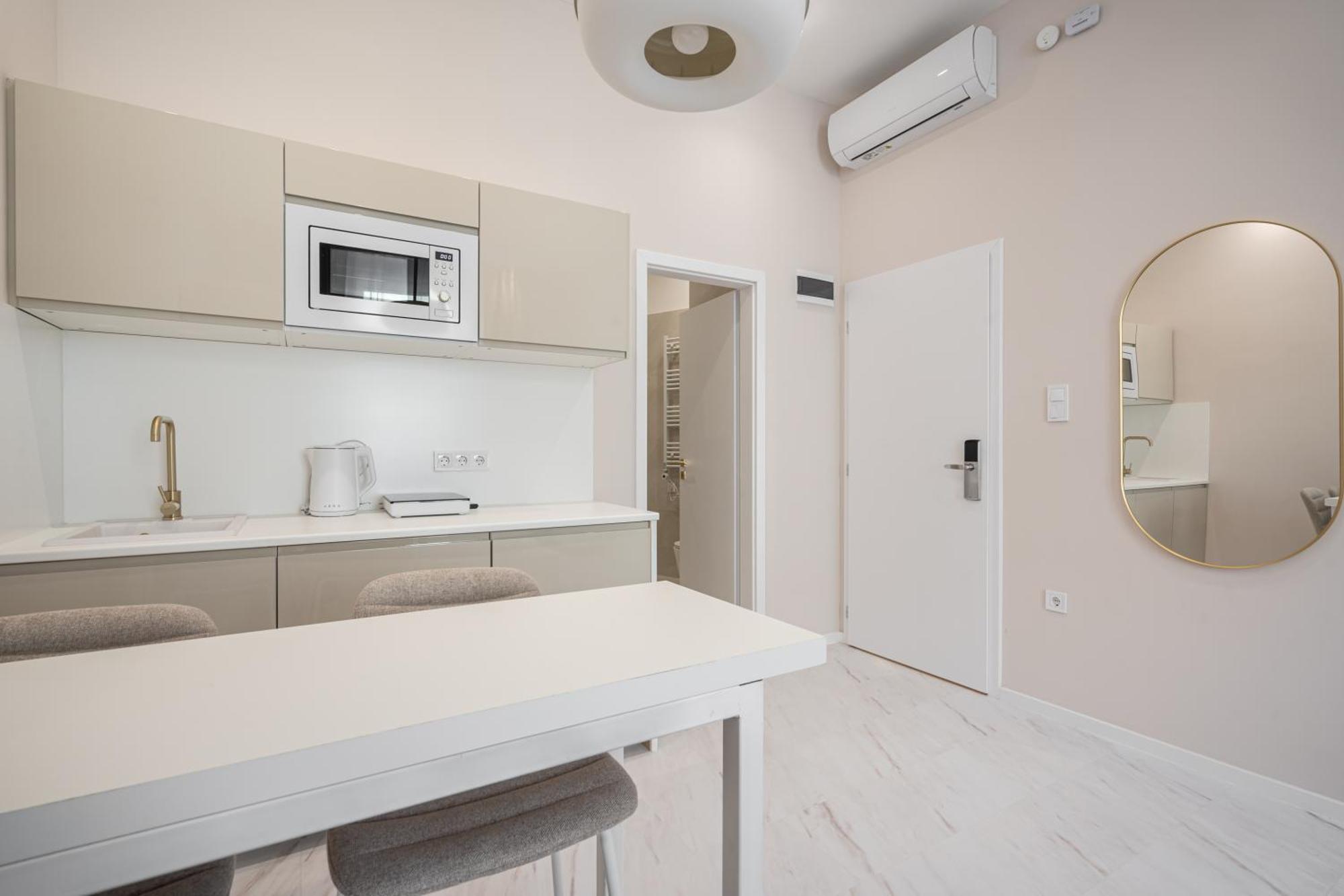 W35- Boutique Apartments, Best Location By Bqa Budapest Bagian luar foto